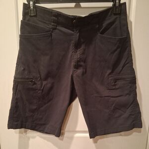 Wrangler Men's Size 32 Dark Navy Blue Cargo Shorts